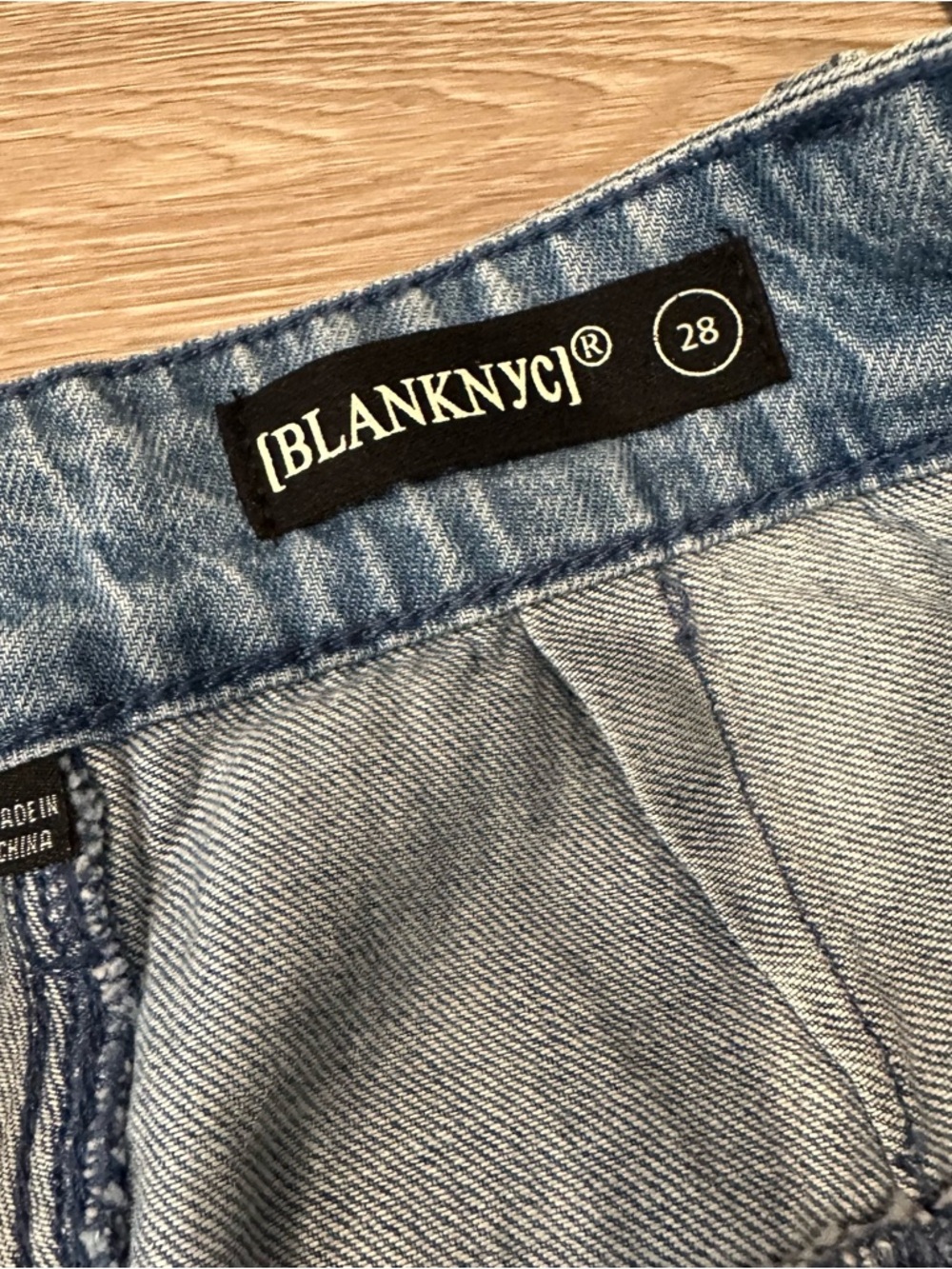 Blank NYC Light Blue Denim Jeans - Picture 4 of 8